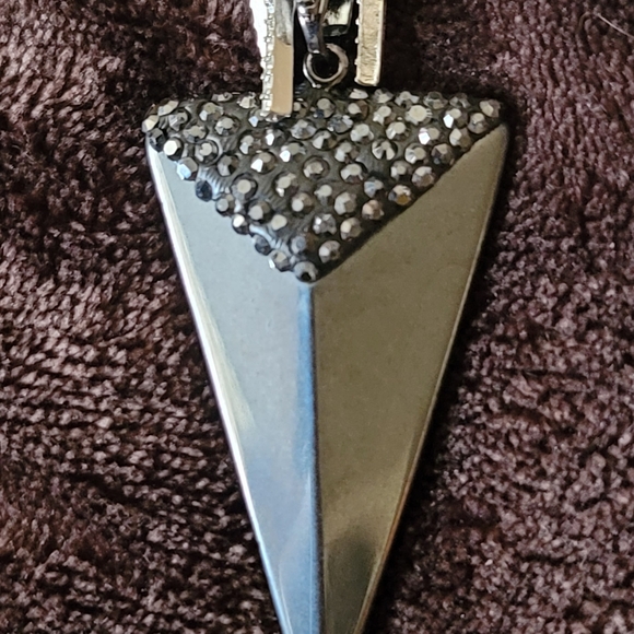 Power Points to Me Medallion - Picture 6 of 7